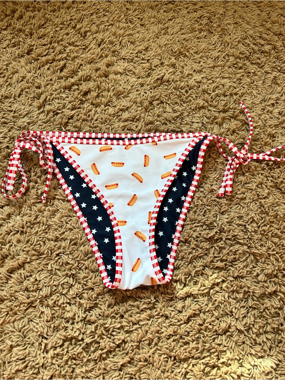 No boundaries viral hot dog reversible bikini bottom size medium